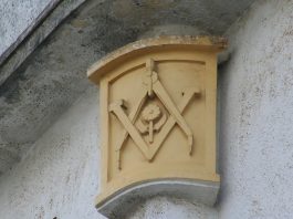 El escudo que nadie vio. J. A. HIDALGO