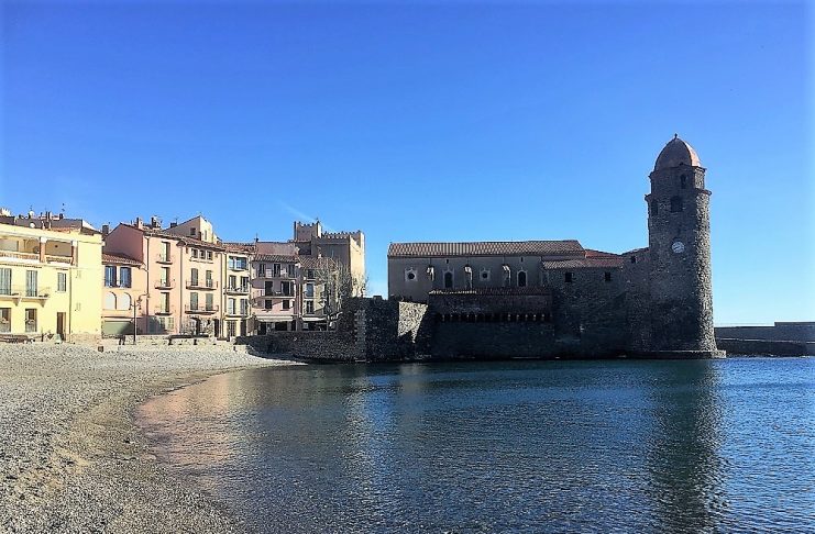 El bello pueblo de Collioure. J. A. HIDALGO