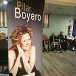 Una artista solidaria.