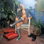 Los hombres también, con ellas, junto a ellas.