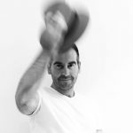 Víctor M. Gibello, arqueólogo y fotógrafo.