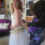 LA MUJER QUE SE CASÓ CONSIGO MISMA.