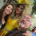 LA MUJER QUE SE CASÓ CONSIGO MISMA.