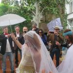 LA MUJER QUE SE CASÓ CONSIGO MISMA.