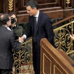 La derrota de un presidente ahogado por la corrupción. RTVE