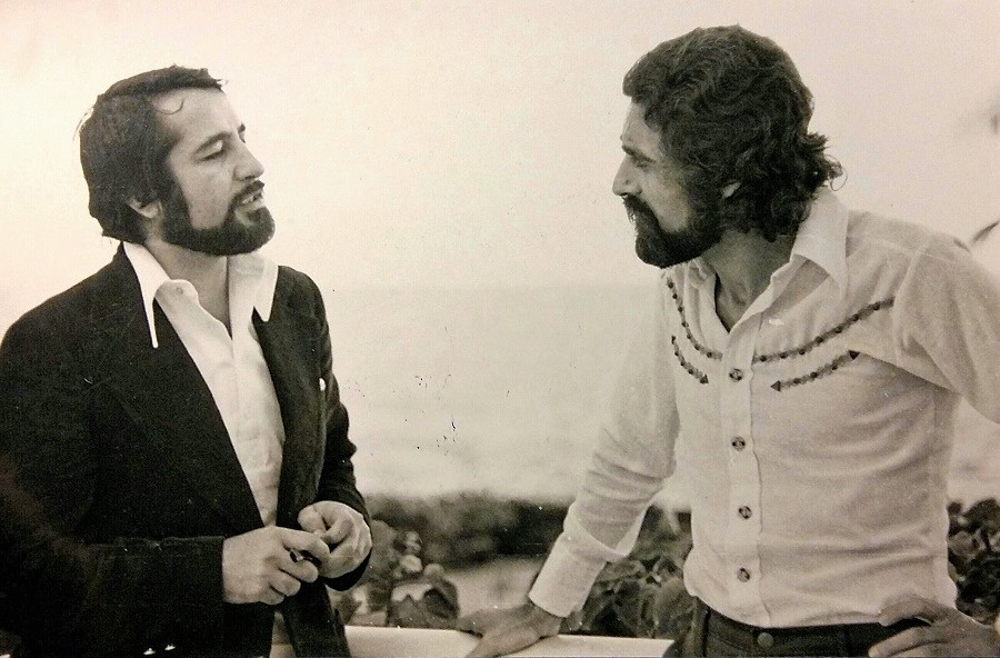 Luis Molina y José Manuel Villafaina en Puerto Rico, cuando se crea la Federación de Festivales de Teatro de América a principio de los 70.