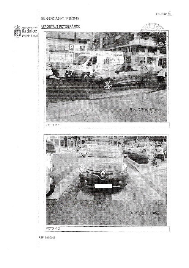 Imágenes del atestado, del coche que atropelló a la víctima sobre el paso de peatones, que desmiente la versión del abogado de Mapfre.