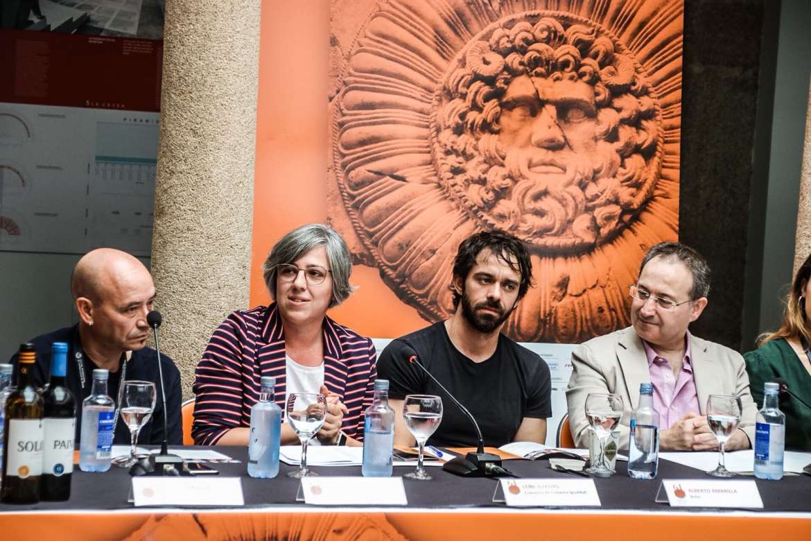 La consejera de Cultura y el director del Festival de Mérida, o la política teatral del relumbrón sin efecto social. JUNTAEX