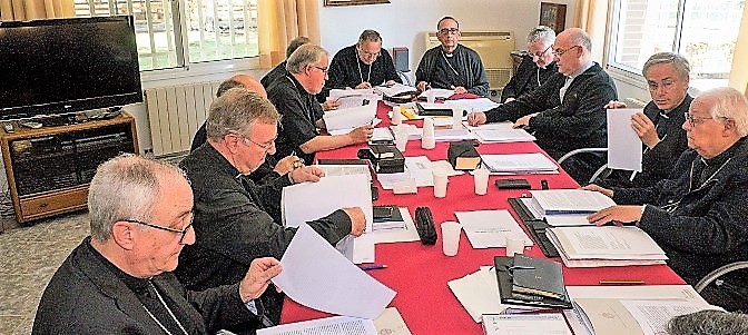 Los obispos de Cataluña en favor de "las -dicen- legítimas aspiraciones del pueblo catalán", sin que el Vaticano actúe. INFOVATICANA