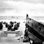 A los españoles nos hace falta un fraterno desembarco de Normandía contra todo lo que separa a unos de otros. RTVE