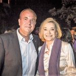 Monago -con la Espert en la gala-, no desaprovechó la oportunidad para fotografiarse con las celebrities que trajo a gastos pago. JUNTAEX