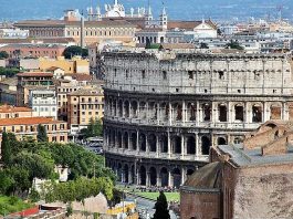Italia, madre de la civilización europea, hoy se empeña en convertirse en la abanderada de la insolidaridad y el desprecio.