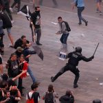 Los Mossos, reprimen las protestas de manera contundente y eficaz. RTVE