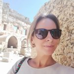 Patricia emplea sus vacaciones en ayudar a los refugiados.