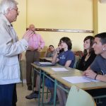 Compartiendo su poesía con los más jóvenes. PROPRONews