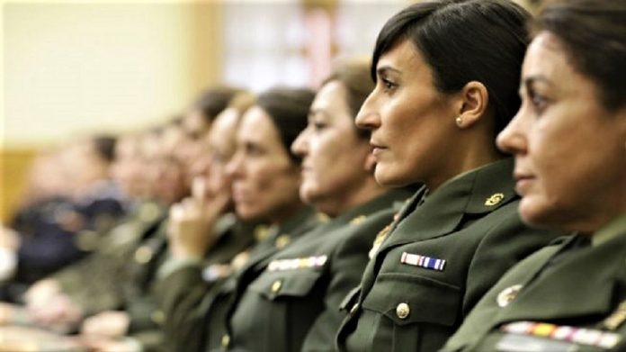 España es el segundo país europeo con más mujeres en las Fuerzas Armadas. RTVE
