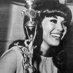 Rosa Morena con el Premio de la Crítica de Nueva York.