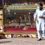 Zoco de las especias en Dubai, con el omnipresente miedo al coronavirus. J.M. PAGADOR