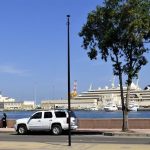 La efigie del sultán y sus dos superyates en el puerto de Mascate. J.M PAGADOR