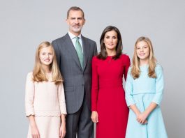 Una familia real... mente guapa. CASA REAL
