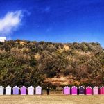 Casetas multicolores en la playa de Bournemouth. ELISA BLÁZQUEZ