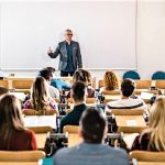 El sistema, educativo actual no ha evolucionado en los últimos siglos. RTVE