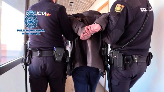 La Policía española es una de las más eficientes del mundo. en la imagen, una detención en otro caso. RTVE