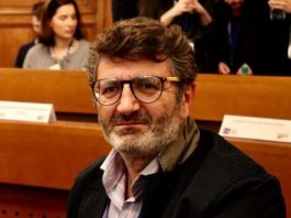 Pedro Blanco, director gerente del Consorcio, firma una resolución contradictoria con la Mesa de Contratación. JUNTAEX