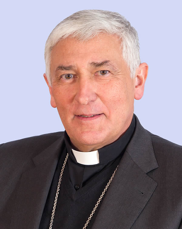 El obispo Zornoza no contesta con transparencia a las críticas. WIKIPEDIA