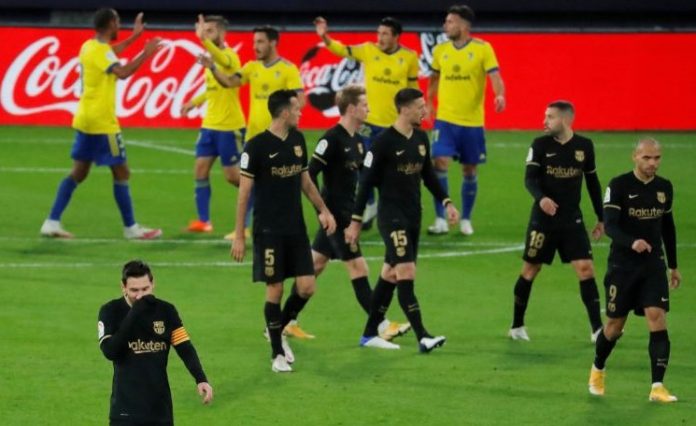 Ni Messi pudo con el Cádiz. Captura de AsTV