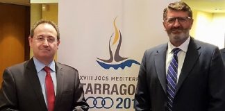 Jesús Cimarro (i) y el director gerente del Consorcio, que tantas pegas pone a sus competidores. JUNTAEX