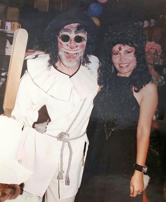 Villafaina disfrazado de pícaro, con la actriz Diana Carmen