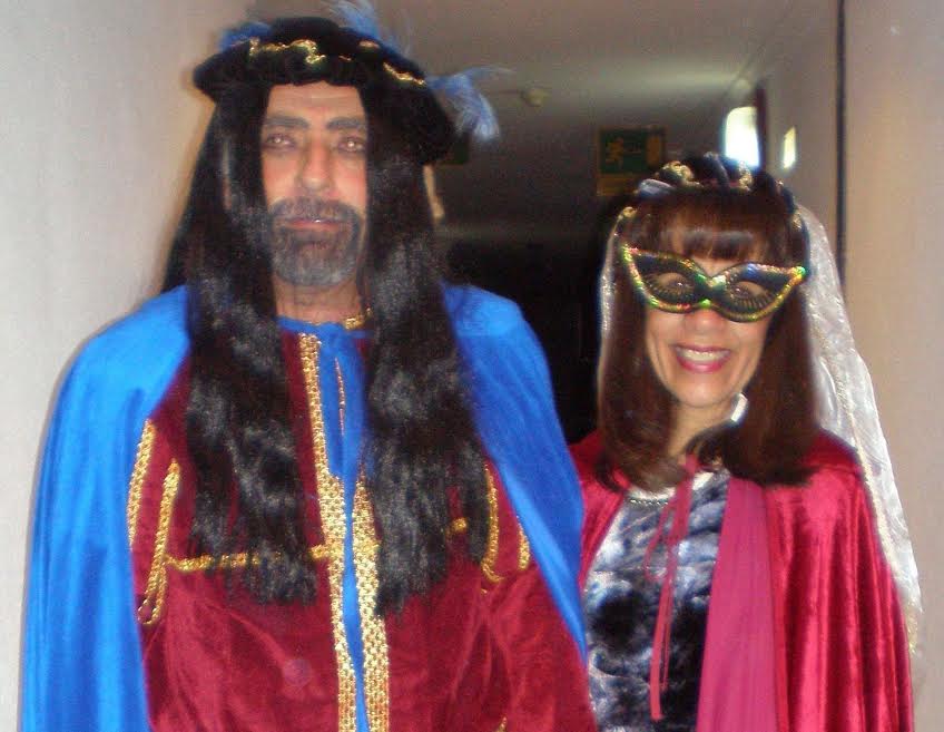 Villafaina y Lydia, como Rometo y Juliea, en los carnavales de Badajoz, Verona y Venecia.