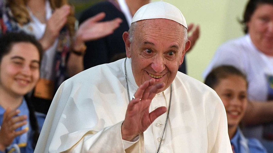 Los firmantes ignoran si su denuncia ha llegado al Papa Francisco. RTVE