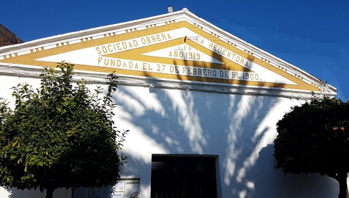 Casa del Pueblo de Valverde de Leganés. AYUNTAMIENTO DE VALVERDE
