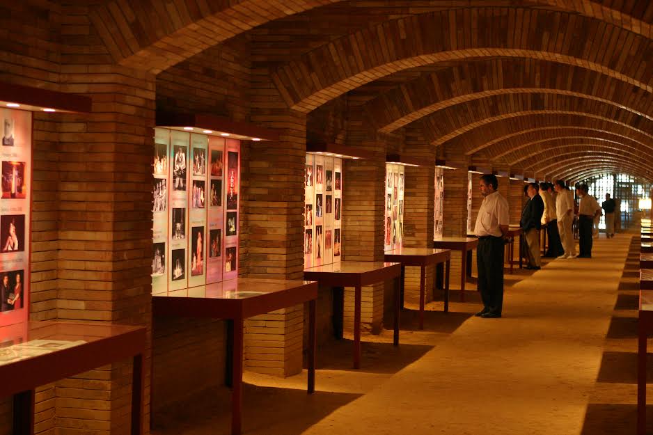 Exposición 'El Festival en dos siglos', presentada en el Museo Nacional de Arte Romano (2004).