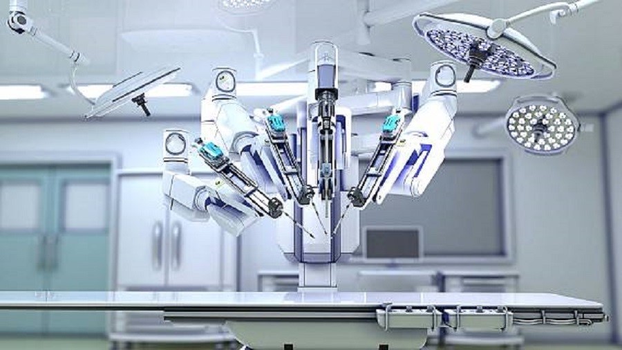 El increíble robot quirúrgico Da Vinci, utilizado en la operación de Juan Serna. RTVE