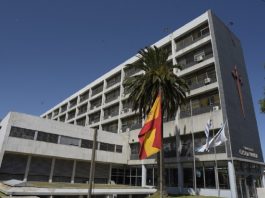 Una institución centenaria al borde del colapso. EL PAÍS-URUGUAY