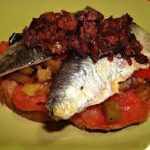 Escalivada con vinagreta de naranja, caballa confitada y tapenade (3)