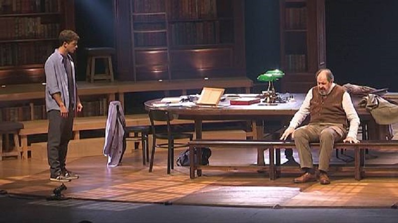 Pou, director del teatro La Latina de Cimarro, donde luego giró 'Viejo amigo Cicerón' obra financiada por Mérida. RTVE