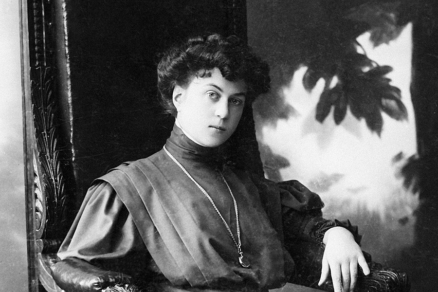Alexandra Kolontái, una adelantada en el reconocimiento de este derecho femenino.