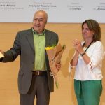 Juan Serna recibió el Premio de manos de la vicepresidenta del Gobierno y ministra Teresa Ribera.