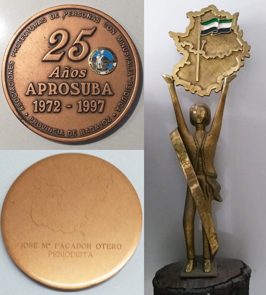 Medalla de APROSUBA y Extremeño del Año, dos de los numerosos premios que ha recibido el periodista. MONTAJE PROPRONews