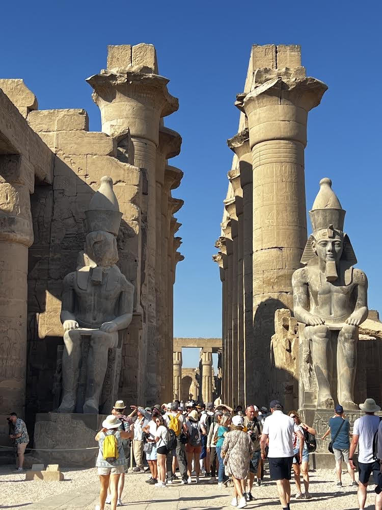 Uno de los problemas del viajero en Egipto es la masificación turística.