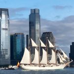 El Elcano arriba a Nueva York a toda vela. ARMADA