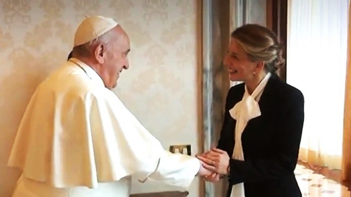 Yolanda rendirá pleitesía al Papa por segunda vez el 2 de febrero, como ya hizo en 2021.
