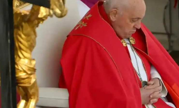 Su estado de salud hará ya imposible que venga a España, donde, por otra parte, nunca ha querido venir. TWITTER