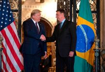 Trump, el mentor del asalto al Congreso, vuelve a la carrera presidencial Trump y Bolsonaro, tan parecidos, tan peligrosos. RTVE