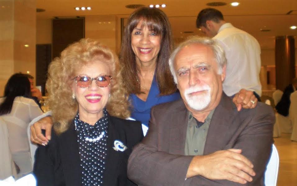 Villafaina, con Rosa Morena y Lydia C. Salsedo, en la cena de un acto cultural en 2015.