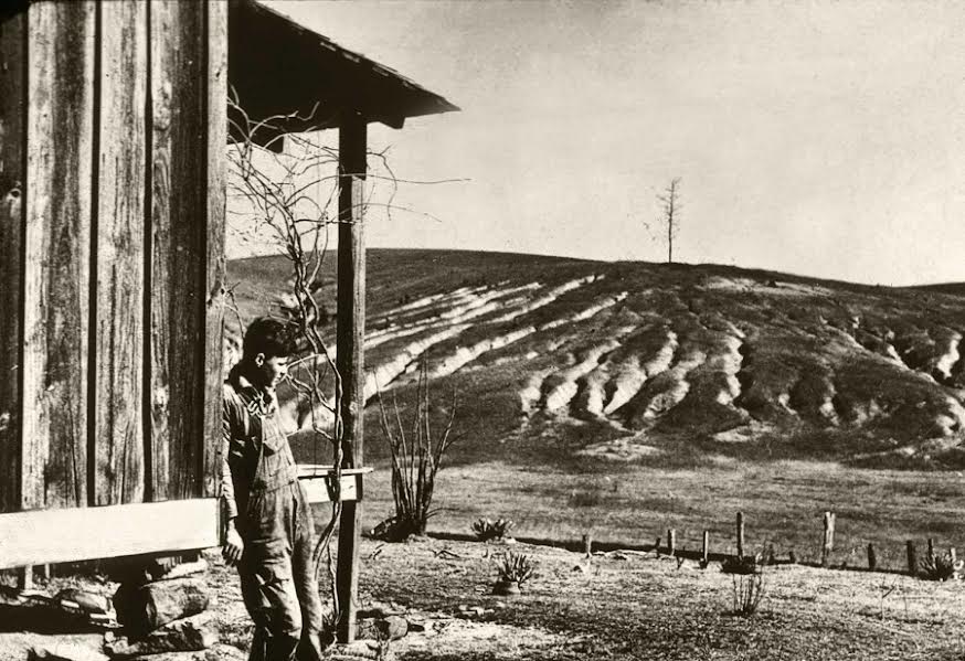 Terrenos erosionados por el Dust Bowl alrededor de 1930. USDA
